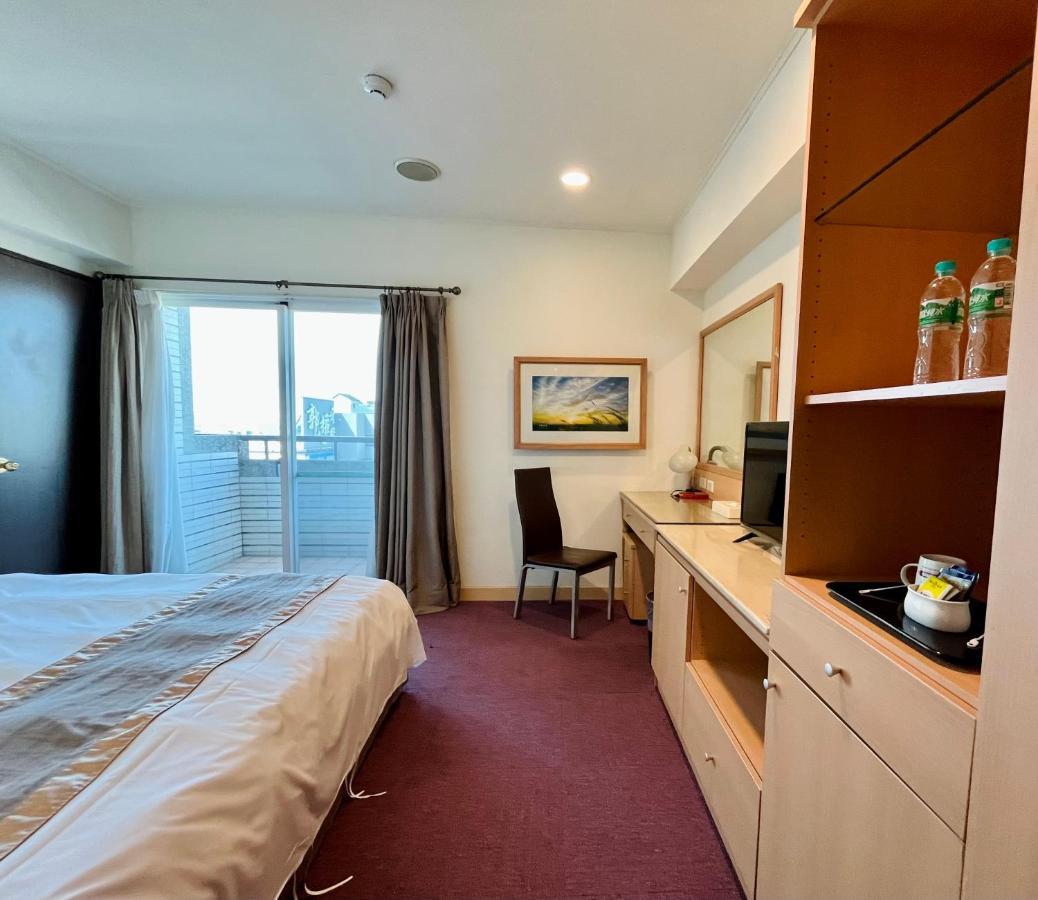 เซนเดล ไท่หนาน ไซแอนซ์ พาร์ค โฮเต็ล Hotel Xinshi ภายนอก รูปภาพ